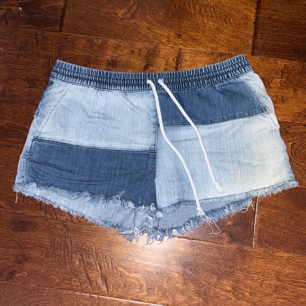 aerie Two-Tone Patchwork Denim Jean Shorts in Light and Dark Blue